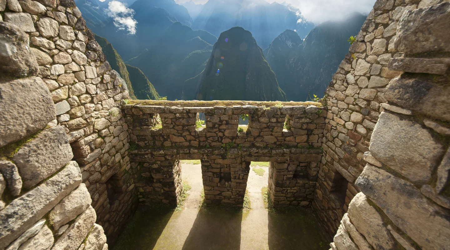 Machu Picchu y Crucero de Lujo por el Amazonas