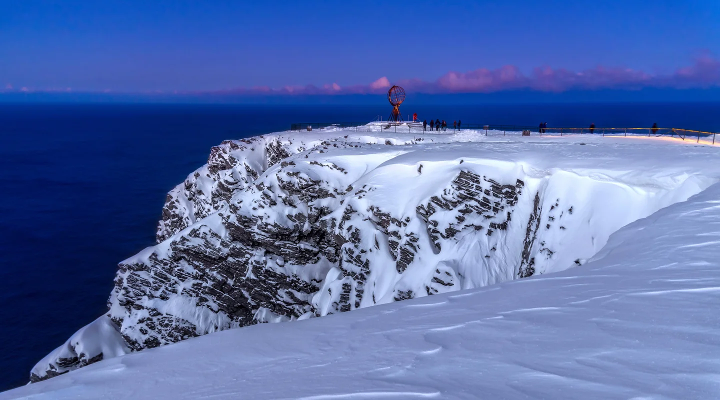 Cabo Norte y Aurora Boreal