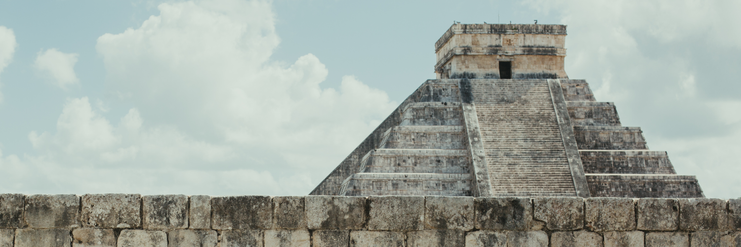 CHICHEN ITZA + CENOTE IK KIL + VALLADOLID