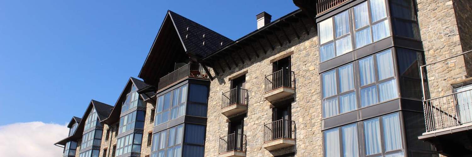 Hotel YOY VILLA SALLENT 4*