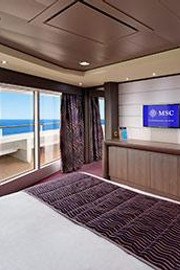 Yacht Club Executive and Family Suite YC2