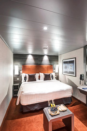 Yacht Club Suite Interior YIN