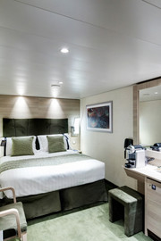 Yacht Club Suite Interior YIN