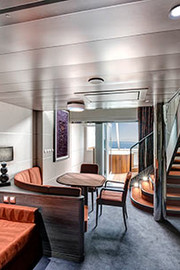 Yacht Club Duplex Suite con Jacuzzi YJD