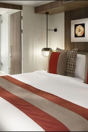 Celebrity Suite CS