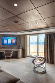 Yacht Club Royal Suite YC3
