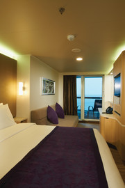 Suite Club con balcón en la popa M1