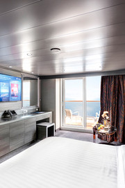 Yacht Club Duplex Suite con Jacuzzi YJD