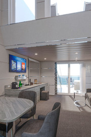 Yacht Club Duplex Suite YCD