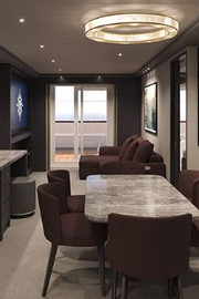 MSC Yacht Club Royal suite con bañera de hidromasaje YC3