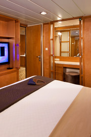 Celebrity Suite CS