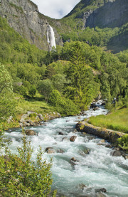 Cascada de Feigumfossen