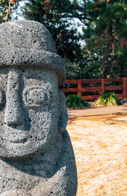 El acantilado volcánico de Jusangjeolli