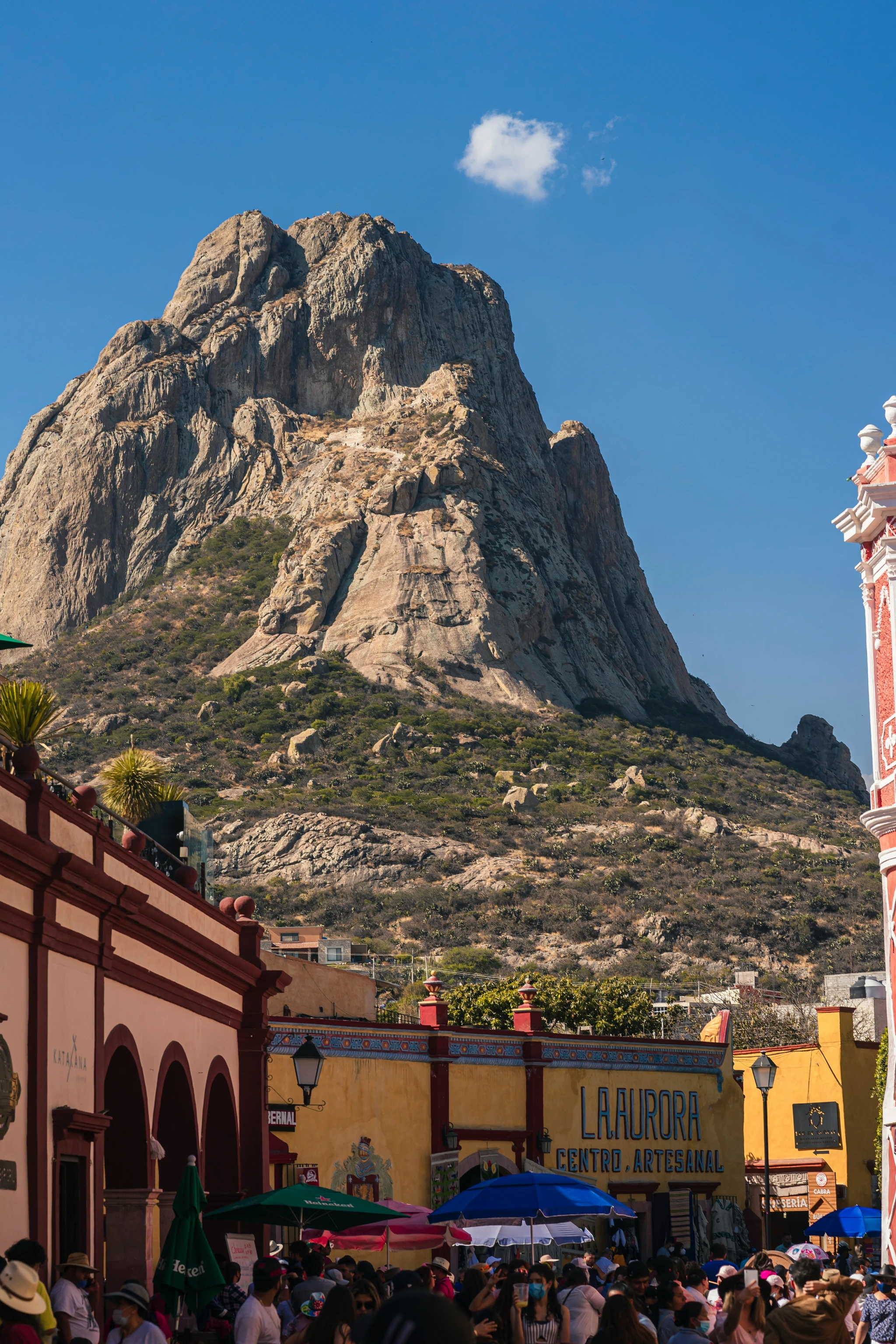 ¿Cómo es el vuelo de Madrid a Querétaro?