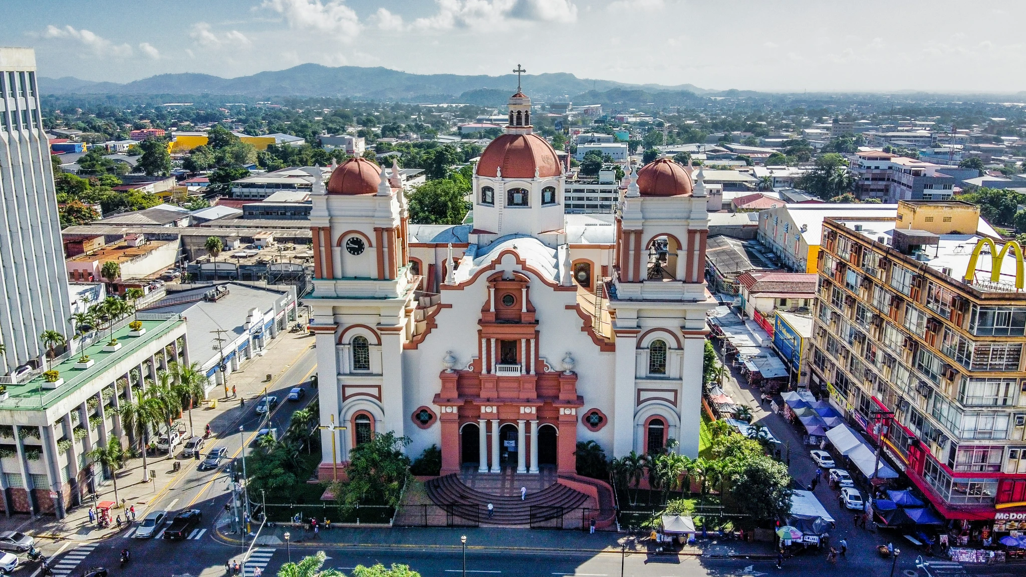 ¿Cómo es el vuelo de Madrid a Honduras?