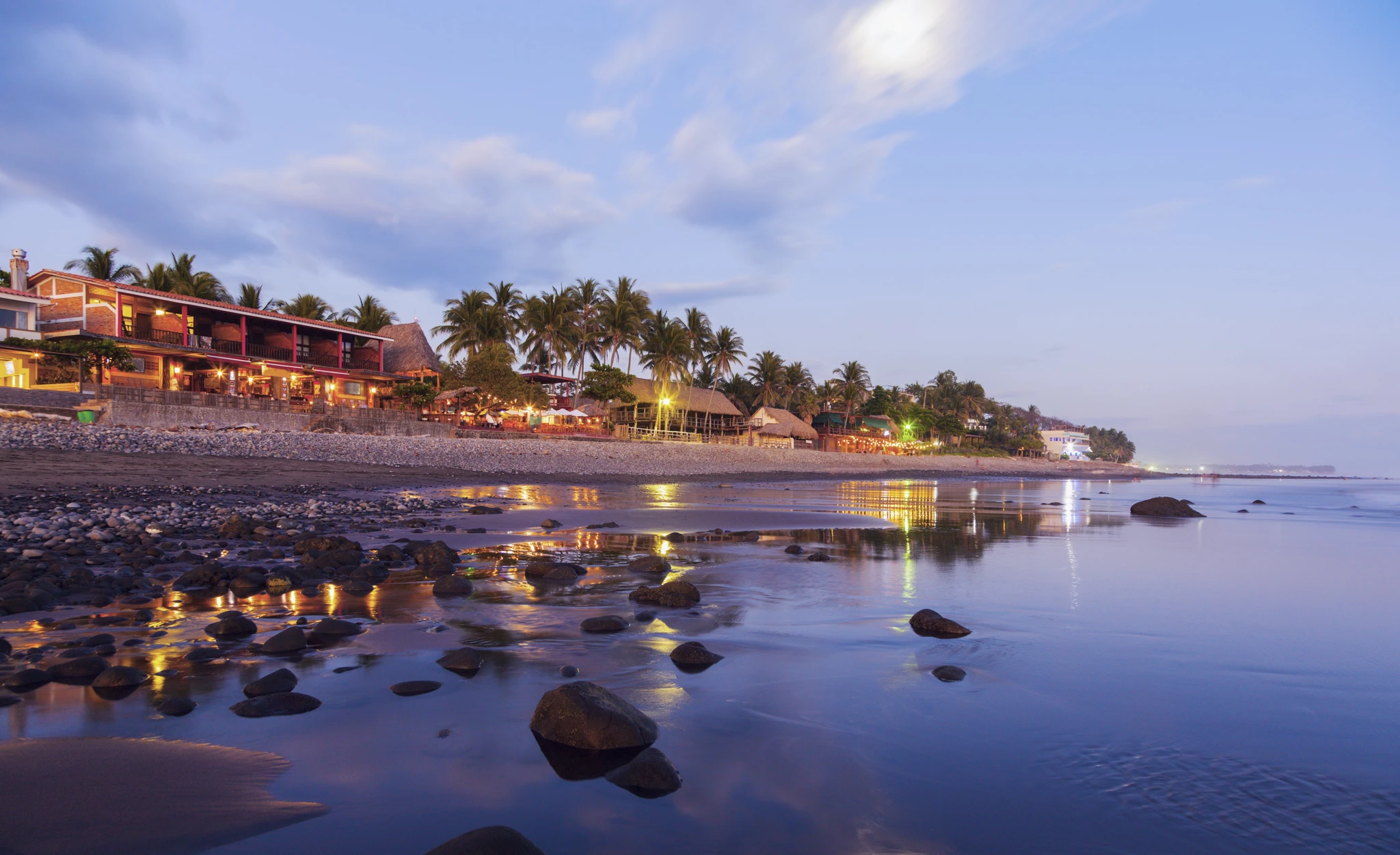 ¿Cómo es volar de Madrid a El Salvador?