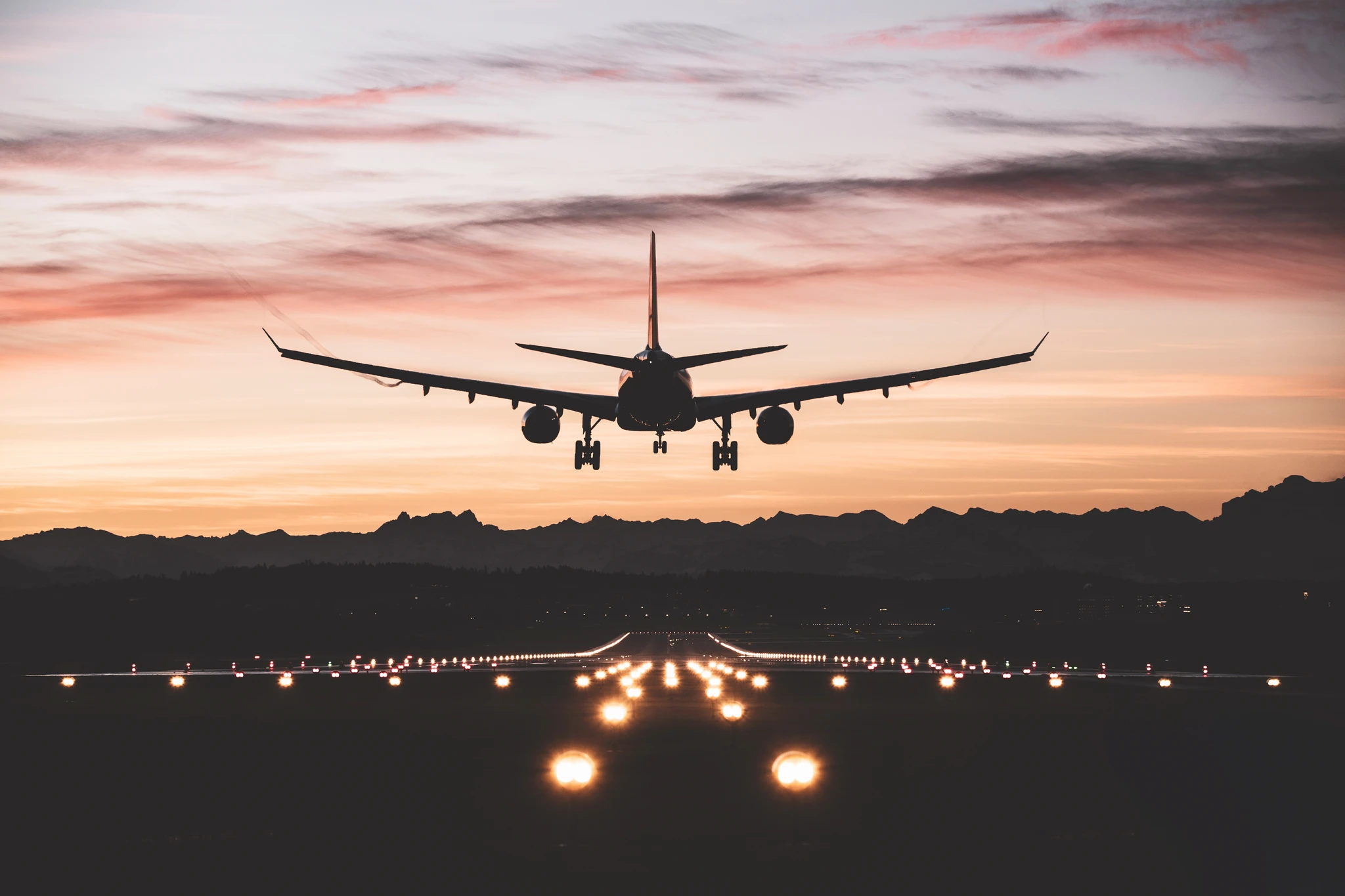 Aeropuerto Internacional Monseñor Óscar Arnulfo Romero (SAL)