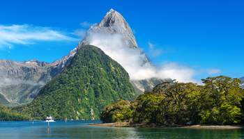 TE ANAU / MILFORD SOUND / QUEENSTOWN