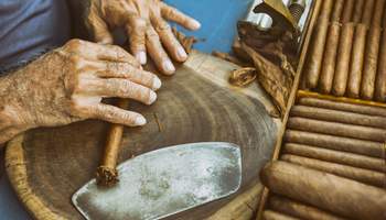 LA HABANA (TRAS LA HISTORIA DEL TABACO)