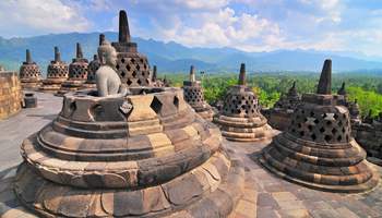 JOGYAKARTA (BOROBUDUR Y PRAMBANAN)