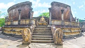 SIGIRIYA/POLONNARUWA/PARQUE NACIONAL MINNERIYA/SIGIRIYA