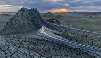 BAKÚ / GOBUSTAN / BAKÚ