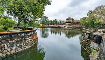 BAHÍA DE HALONG / HANÓI / HUE