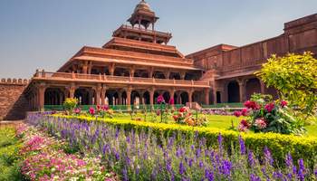 JAIPUR / FATEHPUR SIKRI / AGRA