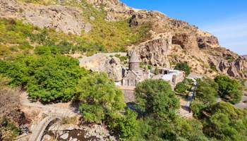 EREVÁN (GARNI / GEGHARD / SEVAN)