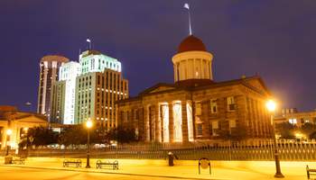 CHICAGO / SPRINGFIELD, IL (330 KM)