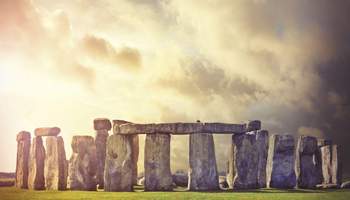 CARDIFF / BATH / STONEHENGE / LONDRES