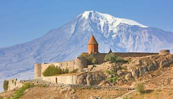 EREVÁN (KHOR VIRAP / NORAVANK)