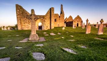 DUBLÍN / CLONMACNOISE / ATHLONE / GALWAY