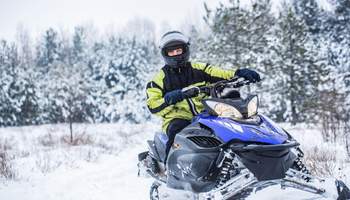 PYHÄ: SAFARI EN MOTO DE NIEVE