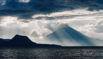 LAGO ATITLÁN (SAN JUAN LA LAGUNA Y SANTIAGO)