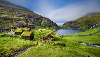 TÓRSHAVN / ISLA STREYMOY / ALDEA SAKSUN