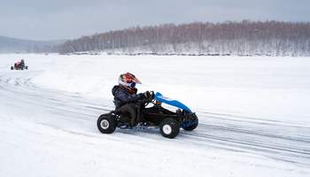 RUKA: SAFARI AUTÉNTICO DE HUSKIES Y KARTING SOBRE HIELO