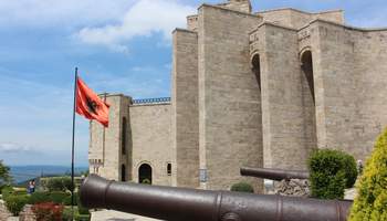 TIRANA / KRUJE / DURRES / VLORE