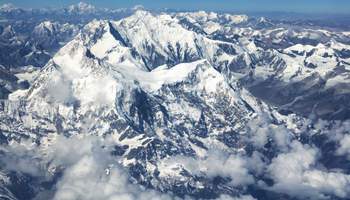 XEGAR / RONGBUK / CAMPO BASE EVEREST / XIGATSE (300 KM / 67H APROX)