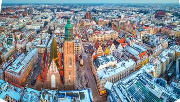 CRACOVIA / WROCLAW
