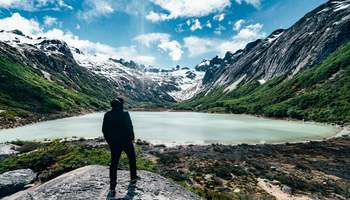 USHUAIA (TREKKING LAGUNA ESMERALDA)