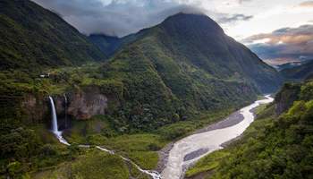 AMAZONÍA / BAÑOS