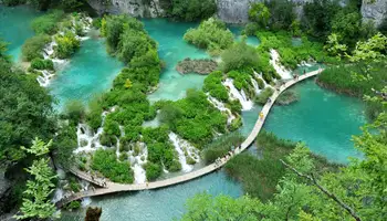 PLITVICE/ZAGREB (130 KM)