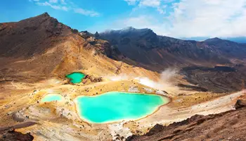 ROTORUA/PARQUE NACIONAL DE TONGARIRO (150 KM)
