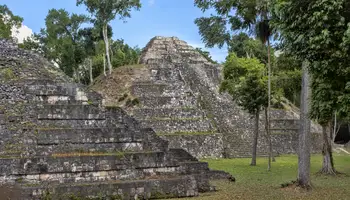 LA ANTIGUA / AEROPUERTO GUATEMALA CIUDAD / PETÉN