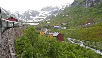 OSLO / FIORDO DE LOS SUEÑOS (SOGNEFJORD) / BALESTRAND