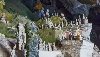 LUANG PRABANG (CUEVAS PAK OU)