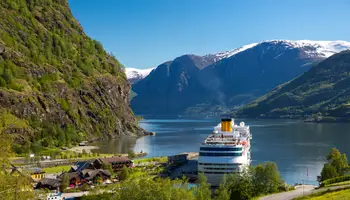 MOLDE-KRISTIANSUND / RUTA DE LOS TROLLS / CARRETERA DEL ÁGUILA / CRUCERO GEIRANGER / FØRDE-SKEI I JØLSTER