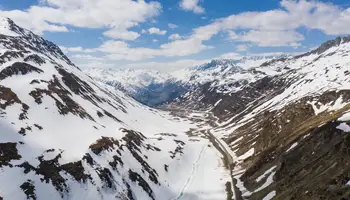 CHUR / GLACIER EXPRESS / BRIG / INTERLAKEN