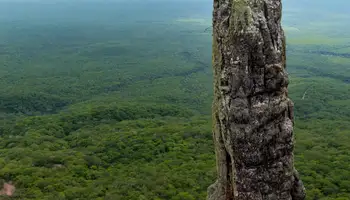 AGUAS CALIENTES / SANTA CRUZ